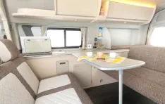 車内写真１